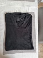 Puma V-Neck Shirt Gr. XL schwarz kurzarm Nordrhein-Westfalen - Winterberg Vorschau