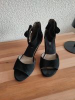 Schuhe für Tanzabschlussball / kleiner Absatz Sachsen - Meißen Vorschau