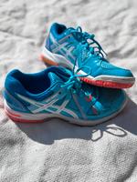 ASICS Hallenschuhe Gel Spike Gr. 39,5 Berlin - Hohenschönhausen Vorschau