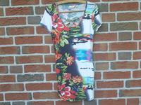 Neu! Farbenfrohes Longshirt von Miss Etam, Größe S Niedersachsen - Großefehn Vorschau