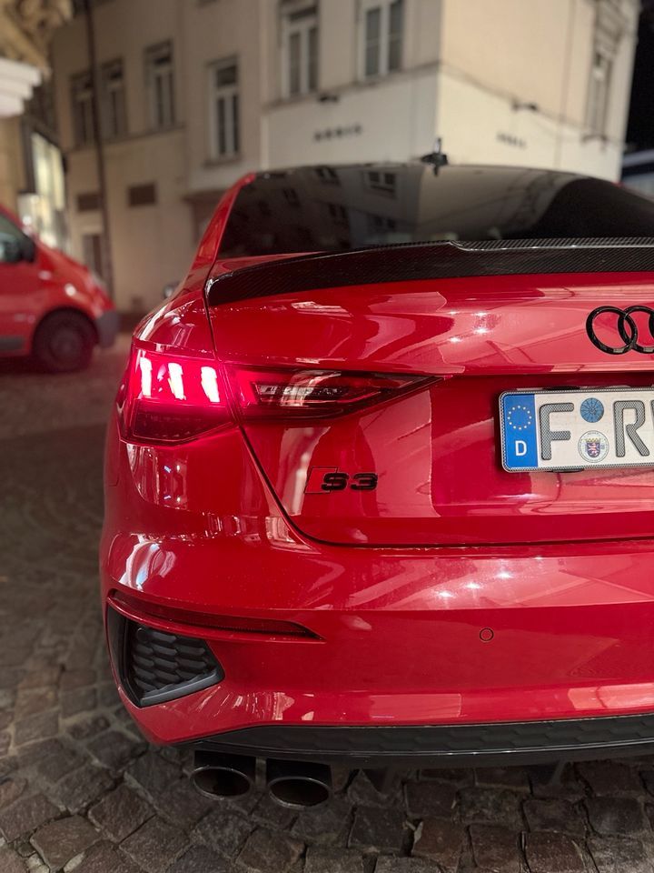 Audi S3 Sedan Mieten, Autovermietung Sportwagen mieten in Frankfurt am Main