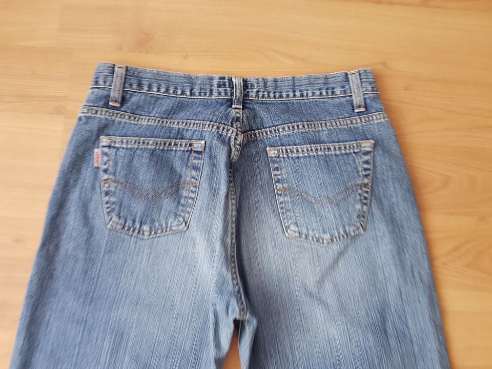 s.OLIVER  Damen Jeans Capri  W31  Blau Baumwolle in Neuss