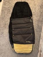 Cybex Platinum Fußsack by Jeremy Scott Bayern - Deggendorf Vorschau