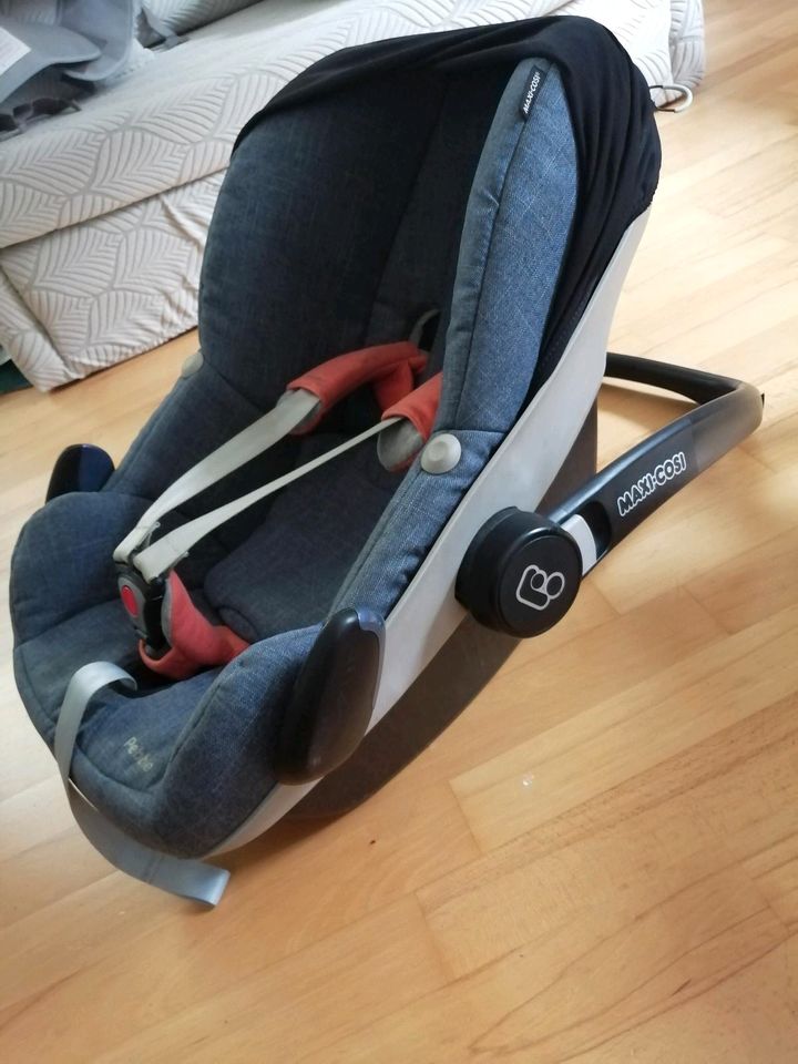 Maxi cosi Autositz pebble easy base 2 neugeborenen kindersitz in Minden