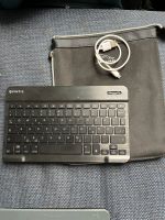 Bluetooth Tastatur, mit passender Tasche und USB Aufladekabel Schleswig-Holstein - Lübeck Vorschau