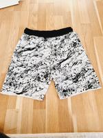 Jungen Kurze Hose Shorts von H&M  Gr. 152 Bayern - Dillingen (Donau) Vorschau
