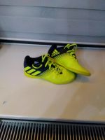 Adidas Fußballschuhe Halle gr 35 Nordrhein-Westfalen - Anröchte Vorschau