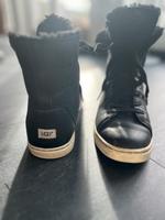 UGG Lammfellschuhe Gr40 schwarz Hessen - Biebesheim Vorschau