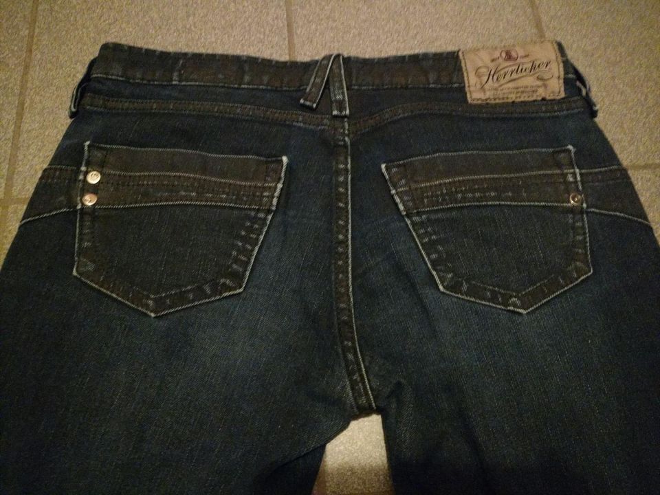 Herrlicher Jeans 26/32 in Bielefeld