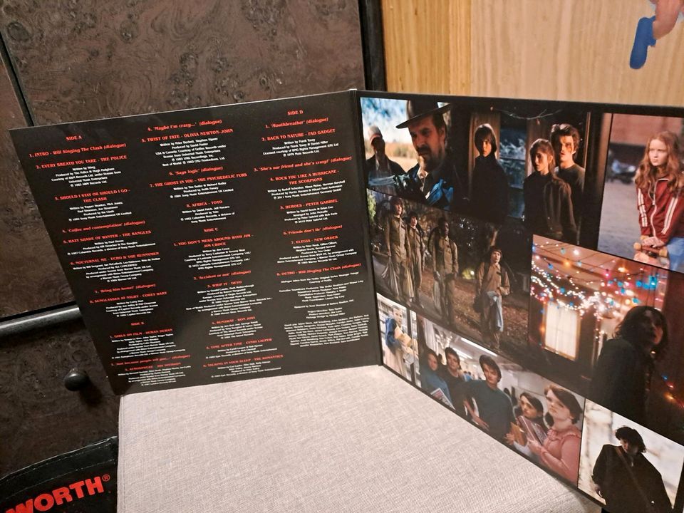 Stranger Things 2 Schallplatten LP in Worms