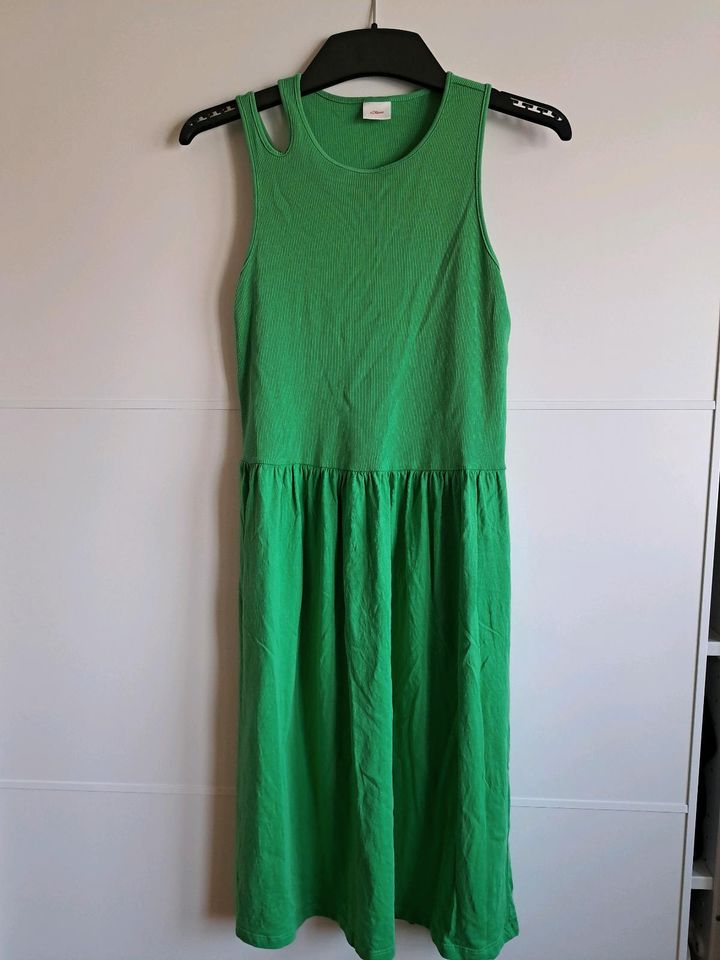 Langes Kleid Sommerkleid von S.Oliver Größe 176 in Niederkirchen bei Deidesheim