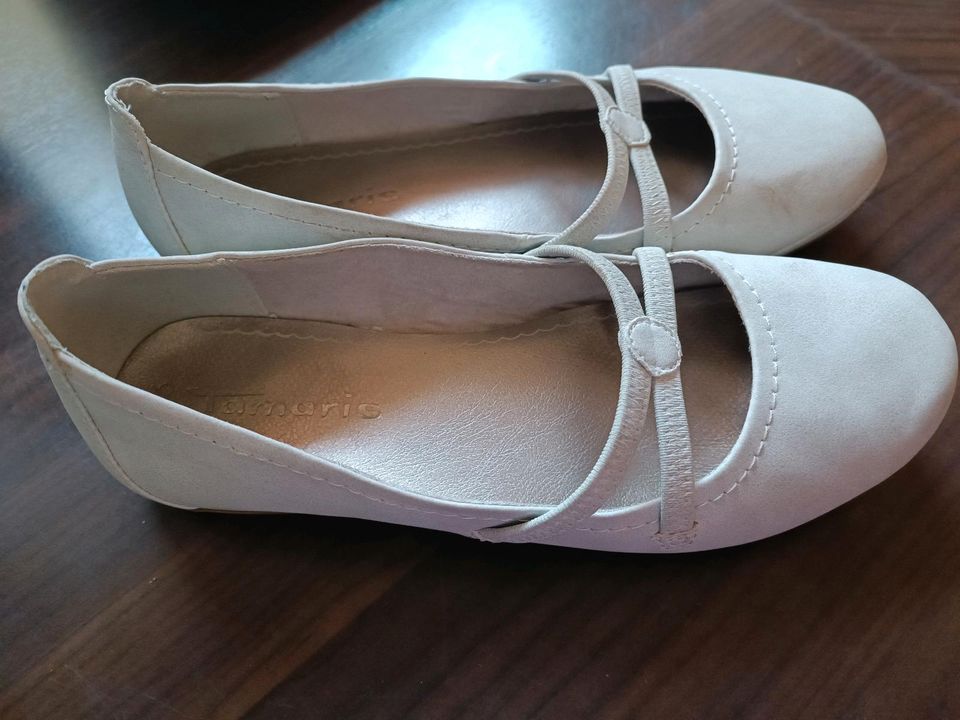 Ballerina weiß/beige Größe 36 von Tamaris in Fockbek