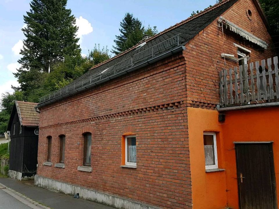 Kleines Haus,  Einfamilienhaus , renovierungnsbedürftiges Haus in Ludwigsstadt