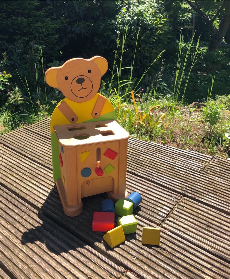 Steckspielzeug Bär aus Holz in Bergisch Gladbach