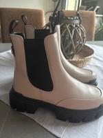 Högl Boots beige Größe 37 Neu! Sachsen-Anhalt - Sandersdorf Vorschau