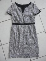Kleid  Größe 40 - M   COMMA,   NEUWERTIG Rheinland-Pfalz - Grünstadt Vorschau