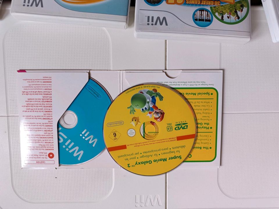 Wii Konsole Konvolut Wii Sport, Wii Fit viel Zubehör und Spiele in Leipzig