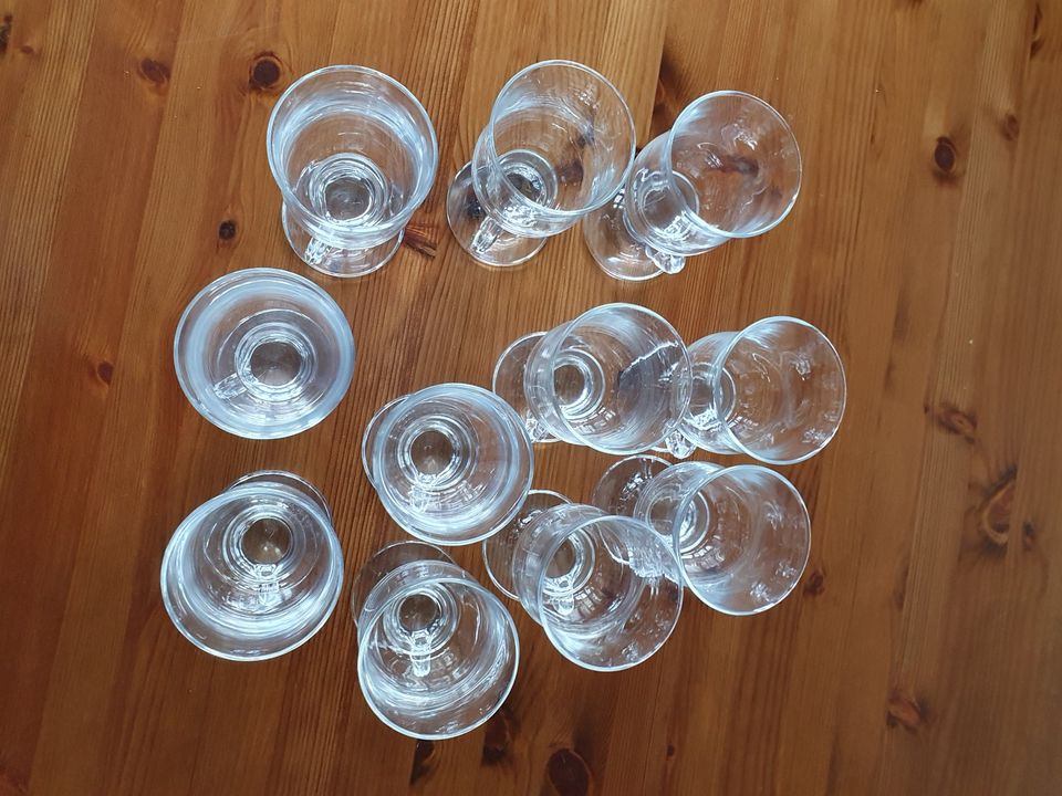 11 Gläser mit Henkel für Glühwein, Irish Coffee und mehr in Twistringen