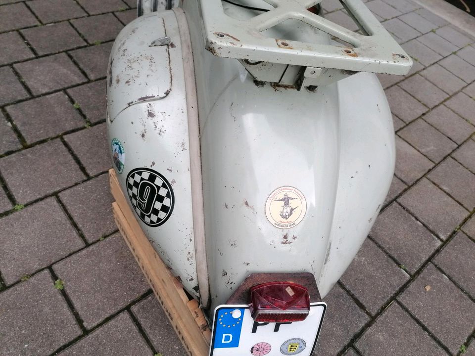 Vespa ACMA 1954, beilackierter O-Lack, dt. Papiere, Eintragungen in Remchingen