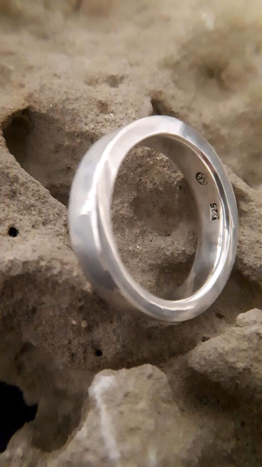 Massiver geschmiedeter Ring 925er Sterling Silber NEU in Altlandsberg