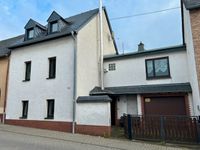 Wen darf dieses solide Einfamilienhaus in Andernach-Eich glücklich machen? Rheinland-Pfalz - Andernach Vorschau