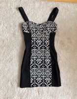 Kleid mit Muster schwarz weiß 36 Wandsbek - Hamburg Bergstedt Vorschau