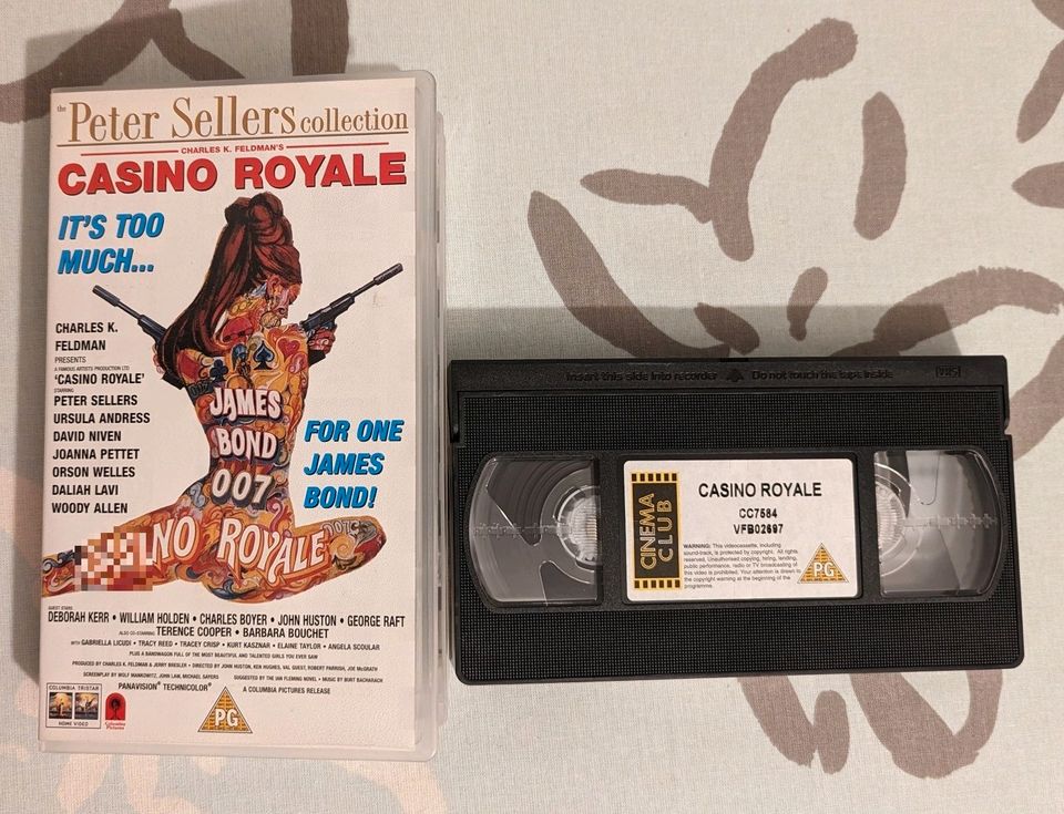 VHS Kaufkassette James Bond - Casino Royal - Peter Sellers in Herzebrock-Clarholz