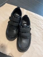 Clarks Mädchen Uniform-Schuh, Größe 30 Nürnberg (Mittelfr) - Südstadt Vorschau