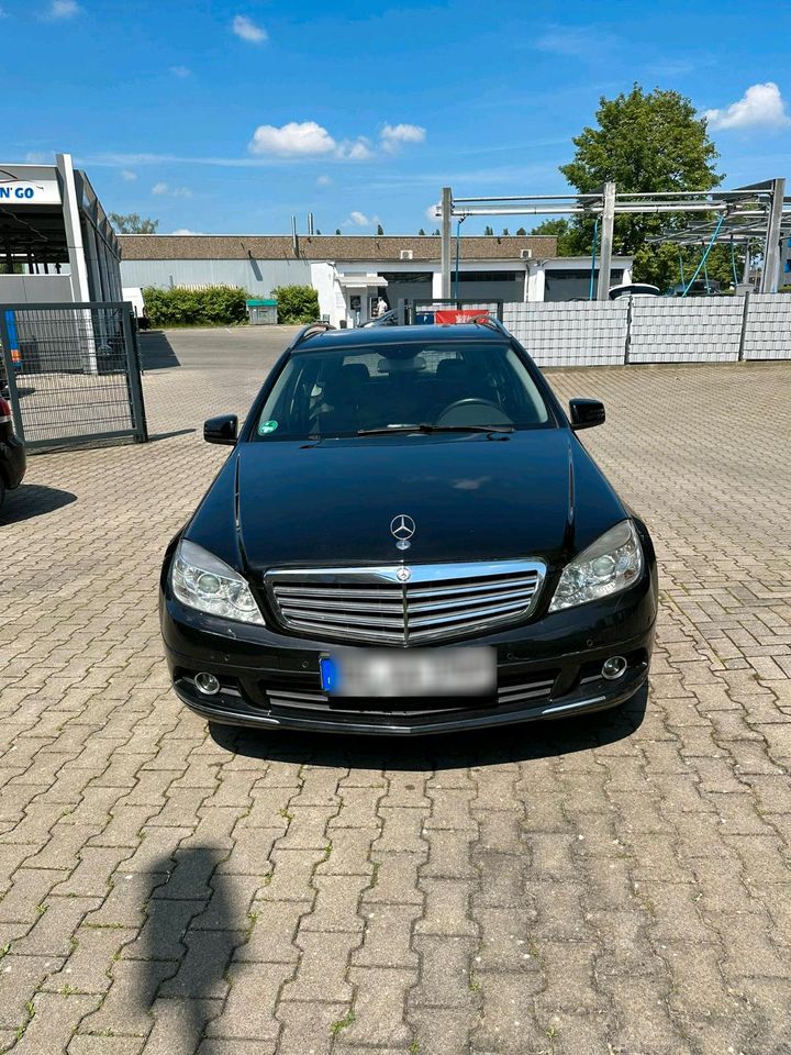 Mercedes c220 in Bochum