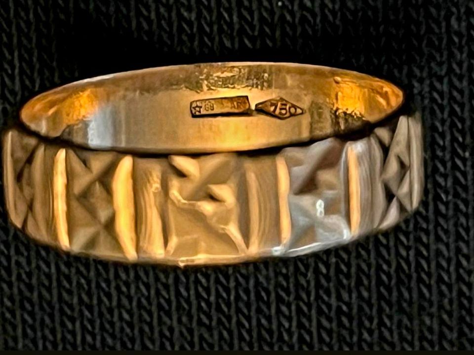 750 Gold Ring , massiv in Salzwedel