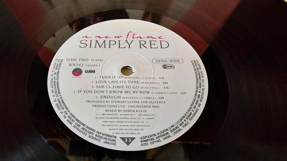 LP '1989' SIMPLE RED a new flame +B: in Pinneberg