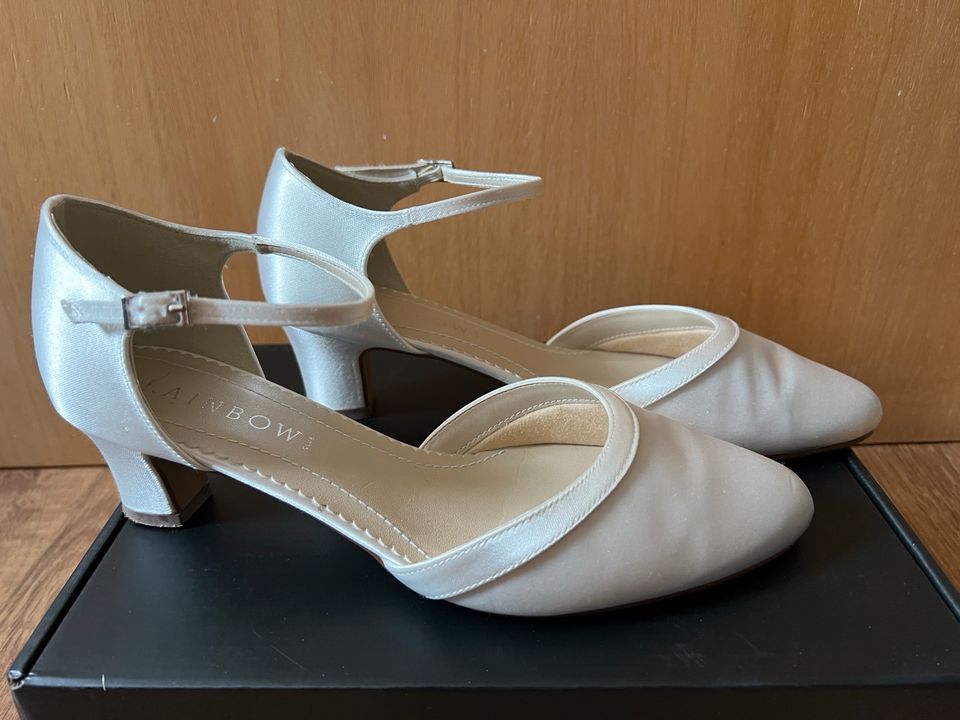 Anika Ivory Satin Brautschuhe Rainbow Club 39 Hochzeit Schuhe in Roetgen