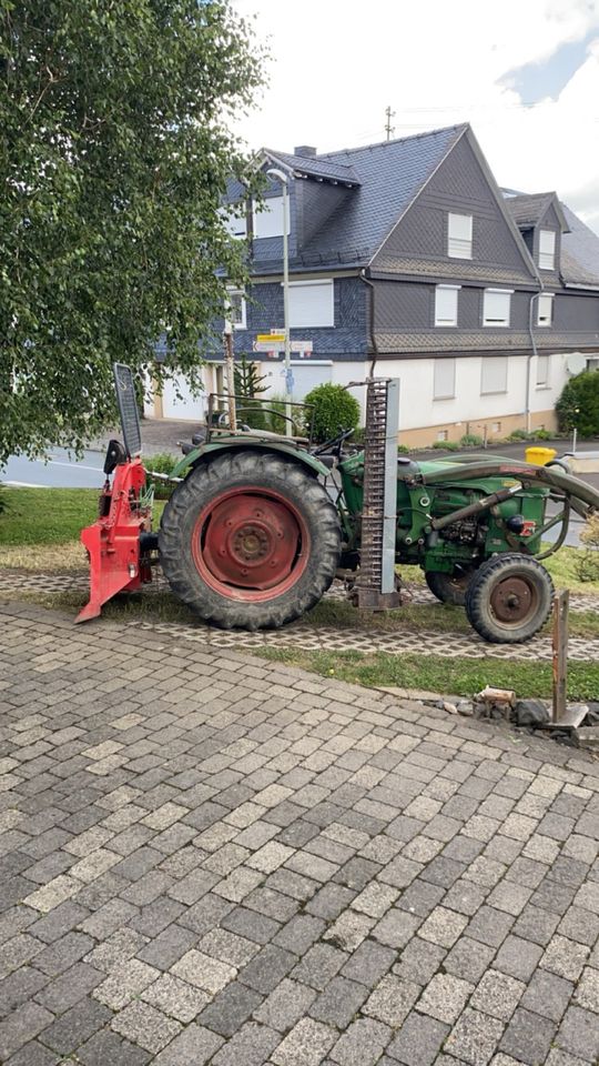 Mähbalken S&S Deutz 4005 eventuell auch 3005, 4505 ,5005 Deutz 05 in Netphen