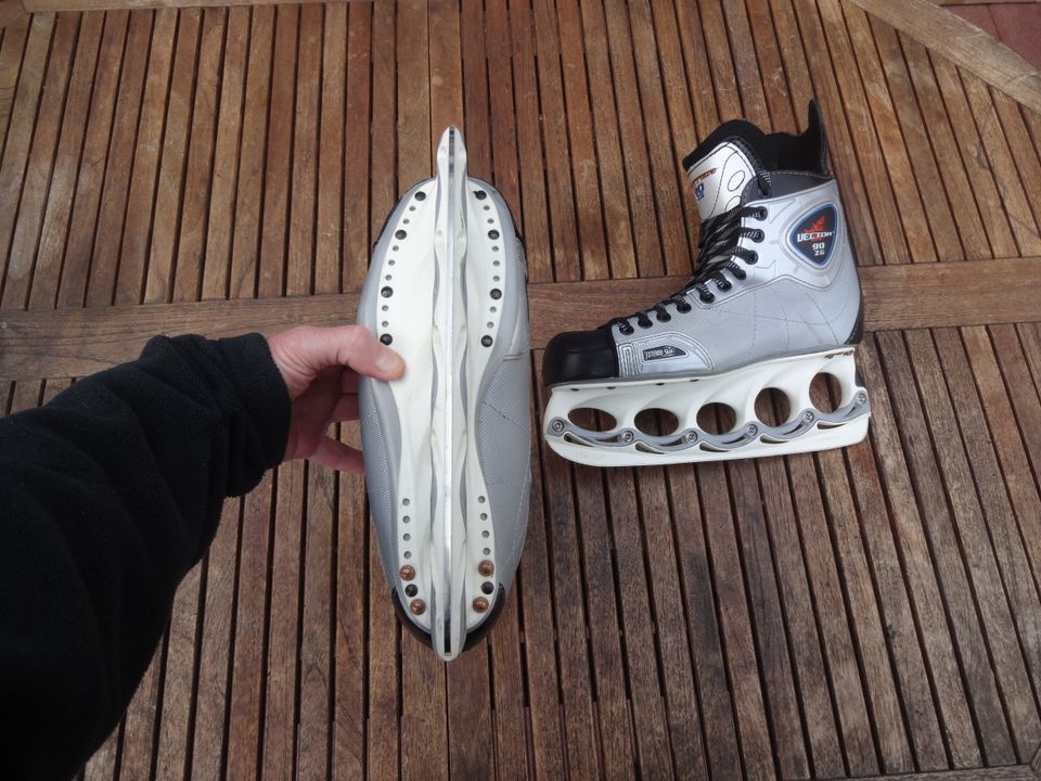 Schlittschuhe T-Blade CCM Eishockey CCM t-blade Größe 42,5 in Gütersloh