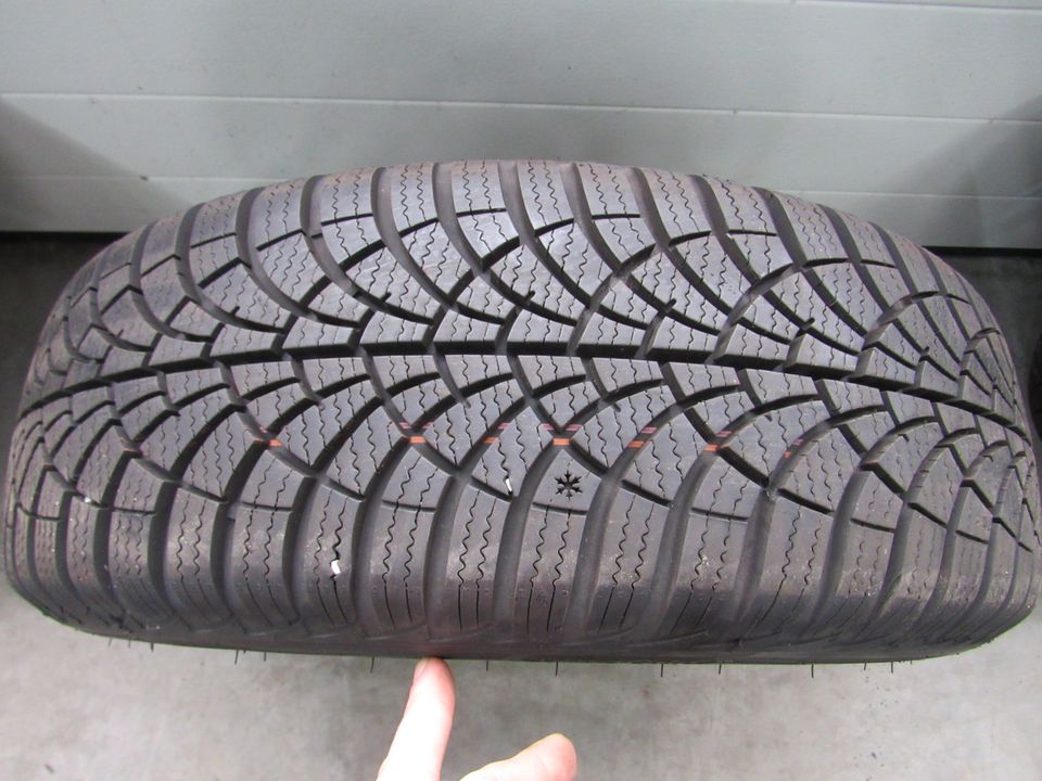 Orig. Winterreifen Winterräder Ford Fiesta VII 195/60 R15  7/8mm in Schmidgaden