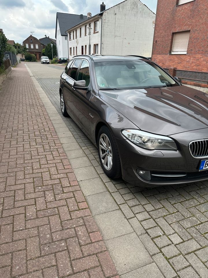 BMW 5er F11 in Bergheim