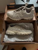 New Balance zwei unterschiedliche Größen Wandsbek - Hamburg Tonndorf Vorschau