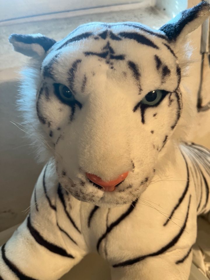 Großer Weißer Tiger aus Stoff Schneetiger in Hamburg