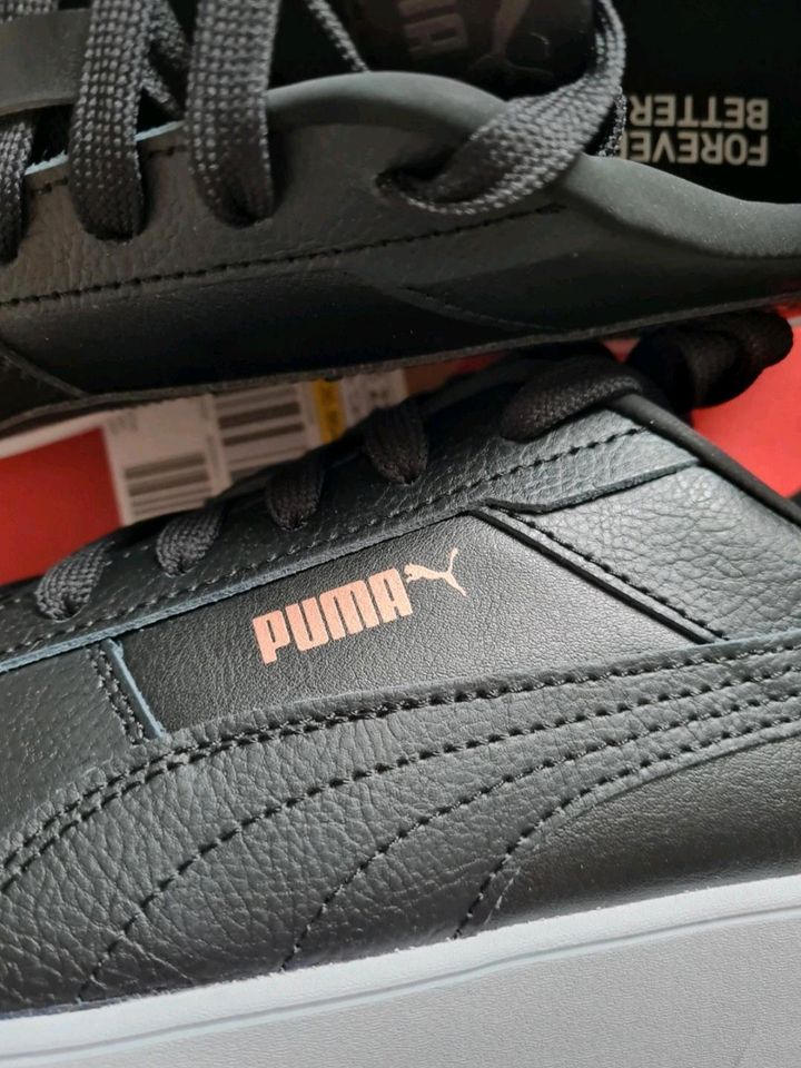 Neu Original Puma Sneakers in Neuwied