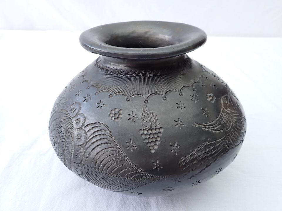 bauchige Keramik Vase Handarbeit Barro-Negro-Keramik? Ø 20 cm in Geldern