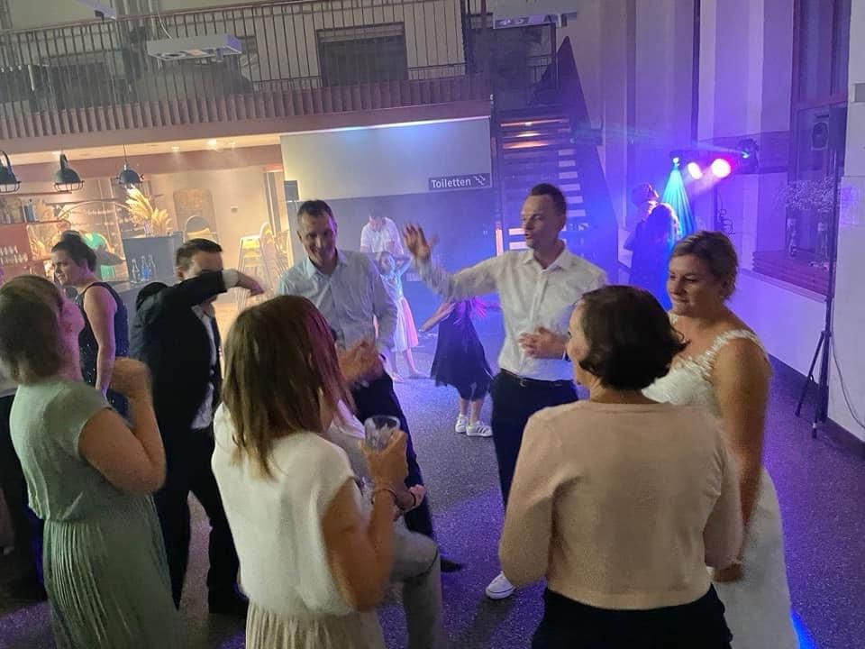 DJ für Hochzeit | Geburtstag | Firmenfeier uvm. in Stelle