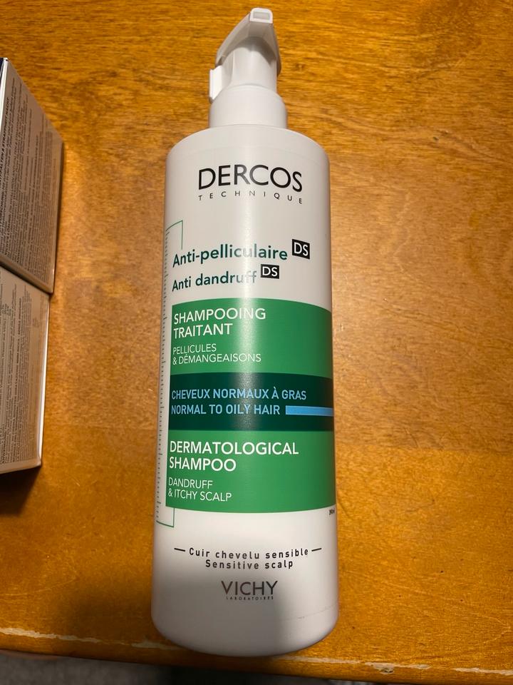 2x Gesichts Creme Bodylotion Shampoo Vichy La Roche-Posay NEU in Köln