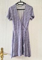 Sommerkleid mini in flieder mit weiß Blumen, Pull and Bear, Gr. S Bayern - Würzburg Vorschau