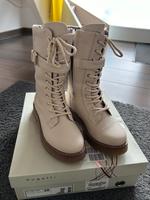Winterboots von Bugatti wie Neu Gr 36 Niedersachsen - Wolfsburg Vorschau