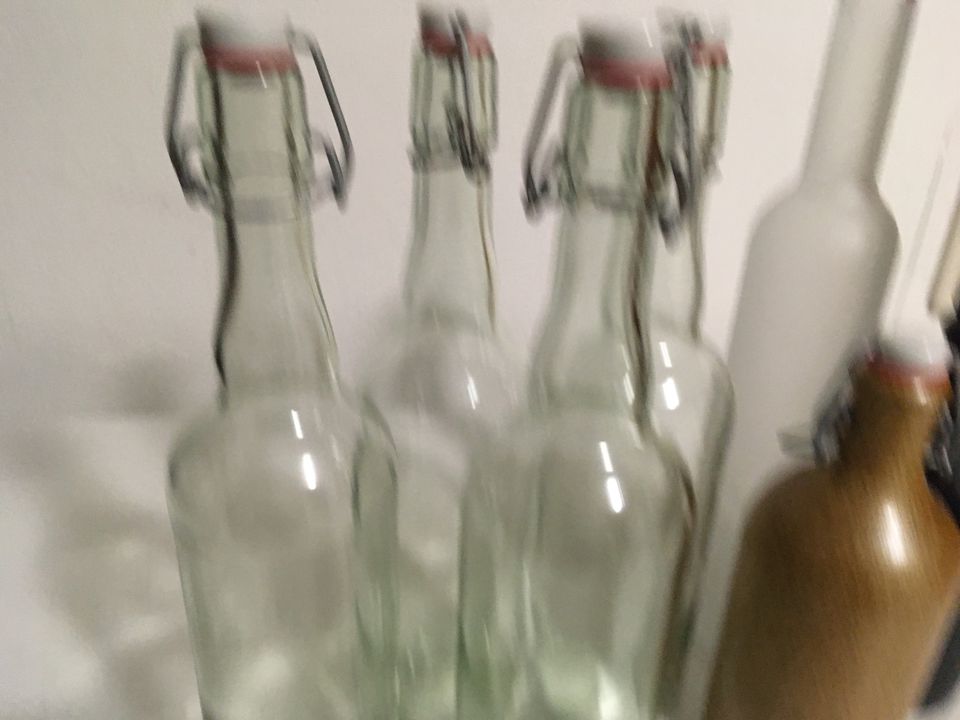 Flaschen für Likör Korken/ Bügelverschluss in Möser