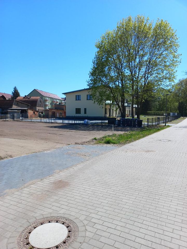 Wohnen am See! Voll erschlossene Baugrundstücke am Baalensee zu verkaufen! in Fürstenberg/Havel