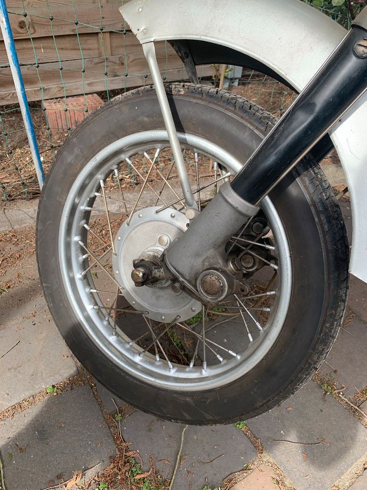 Oldtimer ADLER MB 200 Motorrad, BJ 1954 in Hilpoltstein