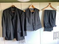 dreiteiliger Anzug - Herrenanzug - Jackett - Weste - Hose !!! Schleswig-Holstein - Rendsburg Vorschau