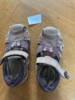 Sandalen Mädchen Schuhe Sommer Gr. 24 lila Schmetterling Berlin - Steglitz Vorschau