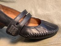NEU HUSH PUPPIES Riemchen Leder Pumps Vintage Trachtenschuhe Leipzig - Plagwitz Vorschau